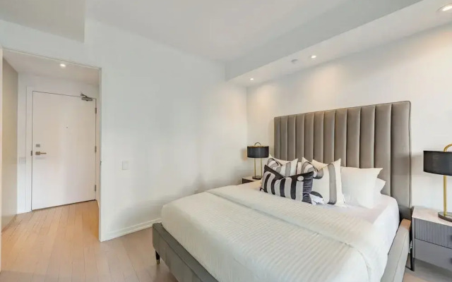 Mövenpick Suites - Downtown Toronto