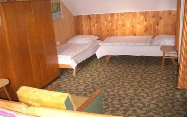 Apartment Pavla With 3 Bedrooms and 1 Bathrooms