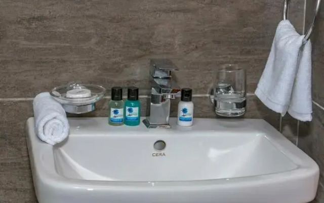 Hotel Comster Mtwapa