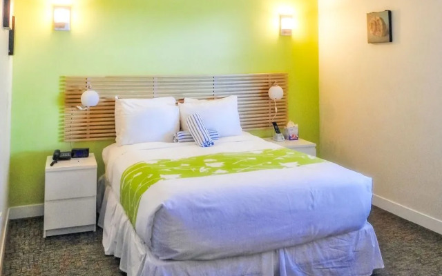 Casey Key Resorts - Beachfront