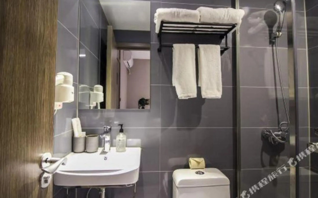 MAXACCOM Rest comfort hotel