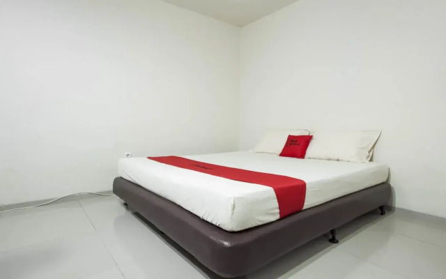 Ramayana Indah Hotel by RedDoorz