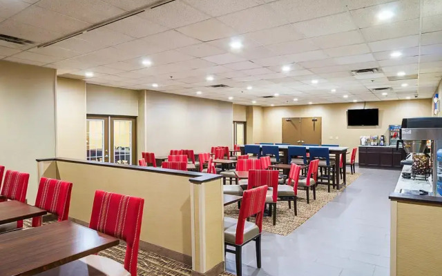 Comfort Inn Downtown