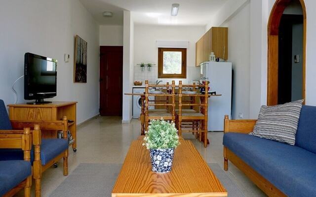 Skeleas Pissouri Apartments