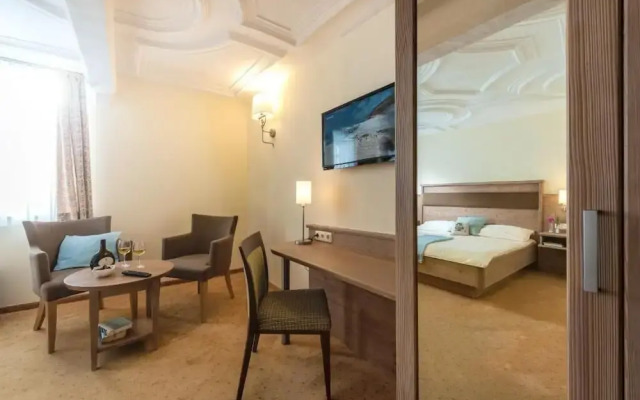 Löwen Hotel & Restaurant