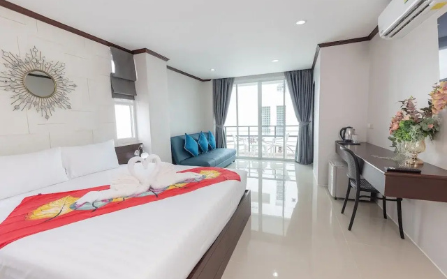 The Chic Patong