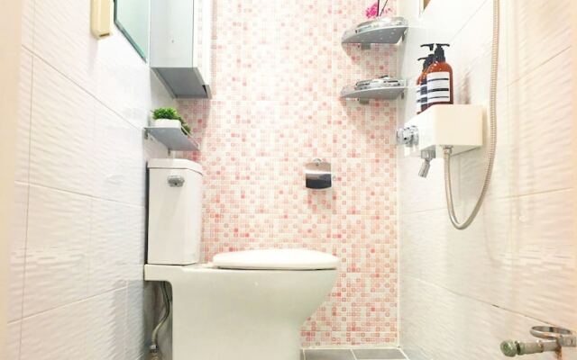 Aiden House - Family Room