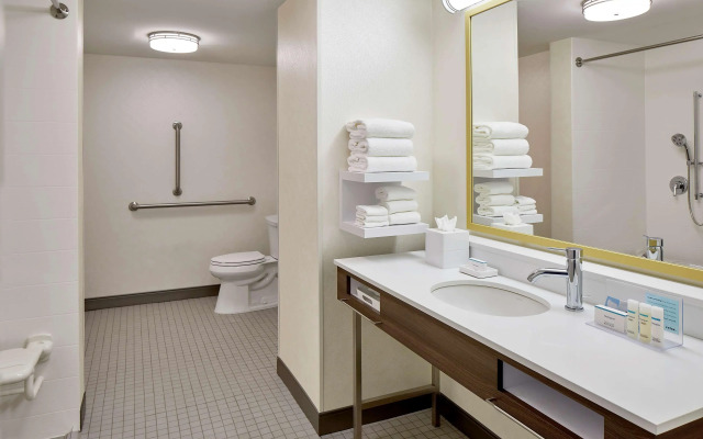 Hampton Inn & Suites Atlanta Midtown