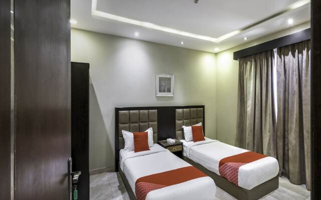 Oyo 160 Dotel Suites