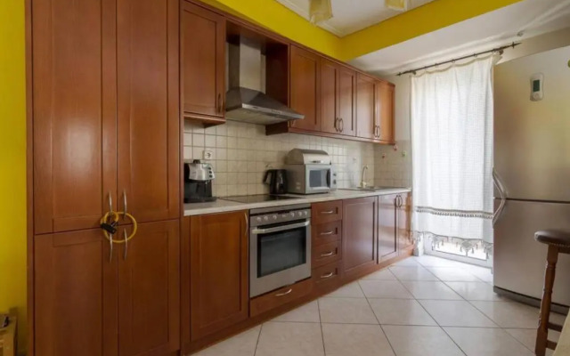 Sakis Luxury House