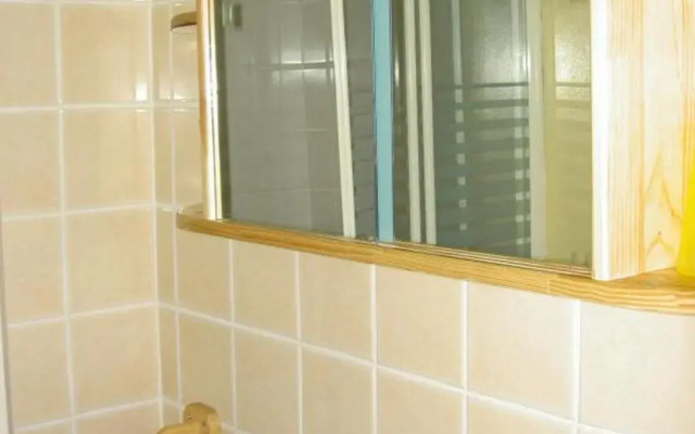 Gîte Châtel-de-Neuvre, 2 pièces, 3 personnes - FR-1-489-22