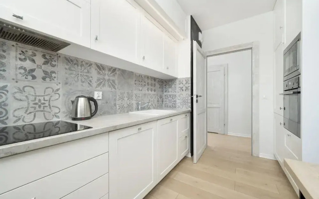 Amazing Apartment for 6 by Renters