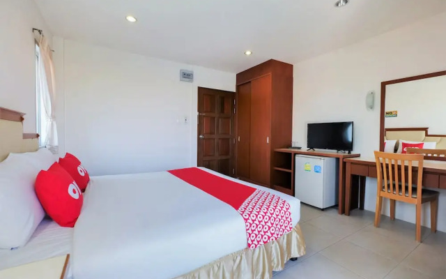 OYO 605 Lake View Phuket Place