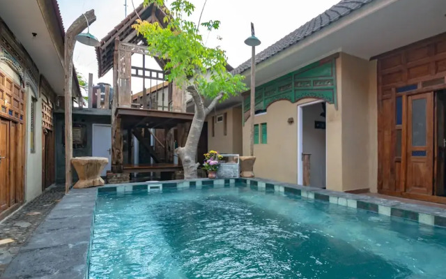 Wave & Chill House