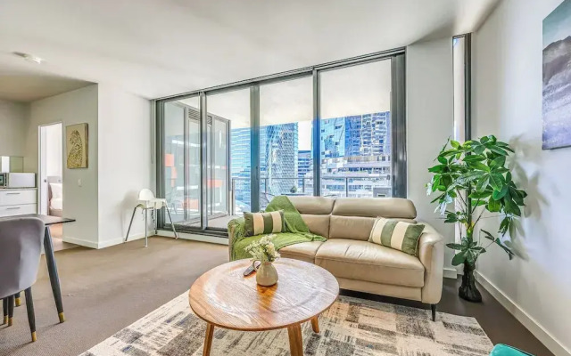 StayAU Leisure 2BR Modern CBD Apt