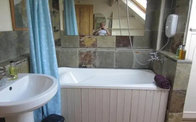 Laurel Bank Bed and Breakfast