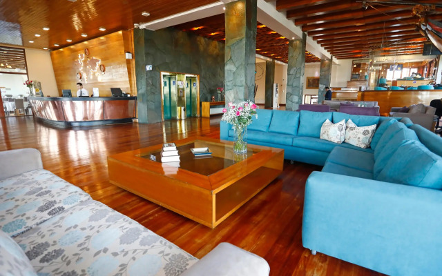 Gran Hotel Vicente Costanera