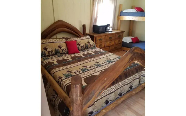 Kiser Creek Cabins
