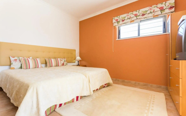 Estudios Montinhos Da Luz by Seewest