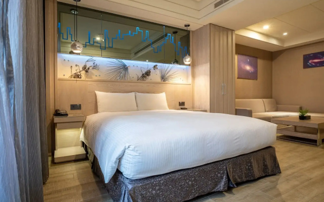 Guide Hotel Taichung ZiYou