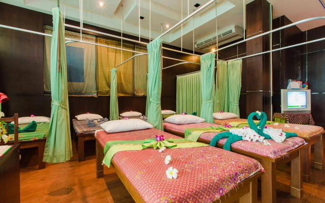 77 Patong Hotel & Spa