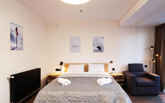 Joli s 2BR Apartment in Marshall project