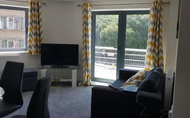 Horseshoe Apartments