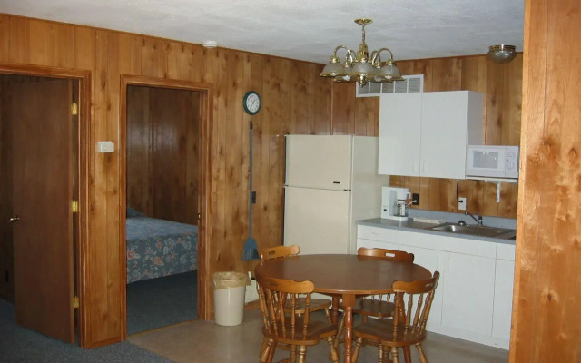 Golden Arrow Resort