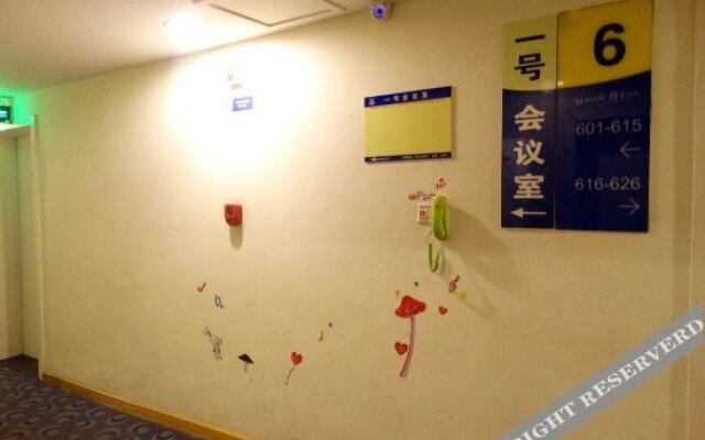 Yijia 365 Chain Hotel (Kaifeng Kaihua)