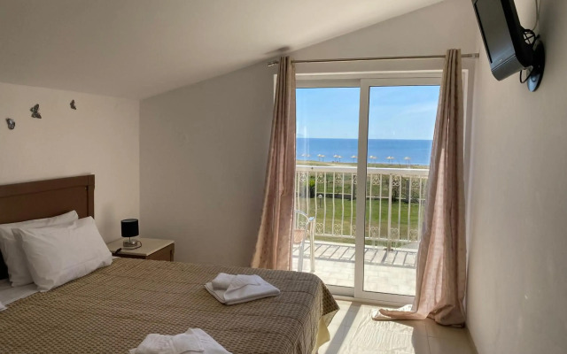 Mediterranean Blue Sea View Apartments