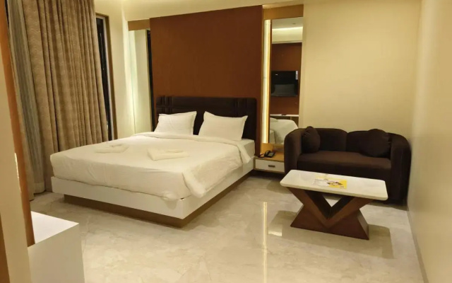 Hotel Mumbai House - Vashi Navi Mumbai