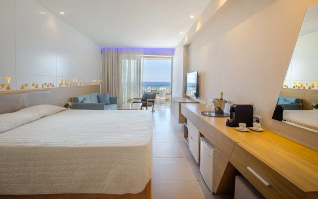 Tasia Maris Seasons Hotel - Adults Only