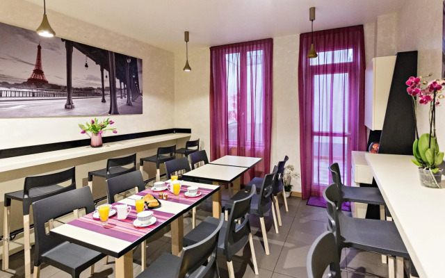 Modern Hotel