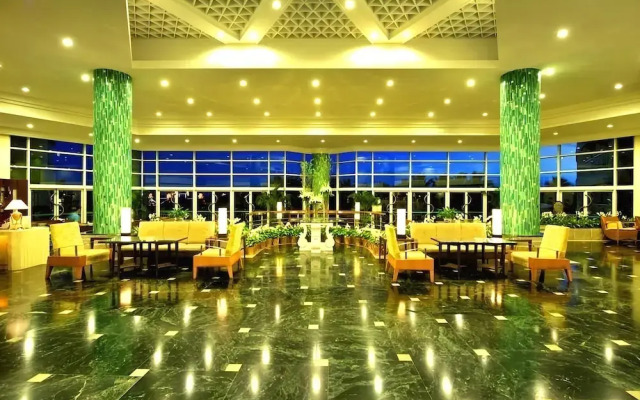 Sunshine Resort Intime Sanya