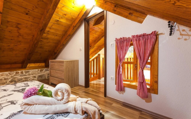 The Hidden Treasure Village - 3 Villas