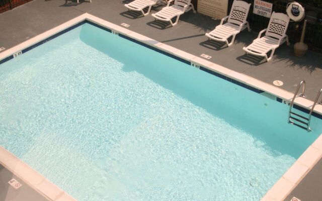 Hampton Inn Henderson