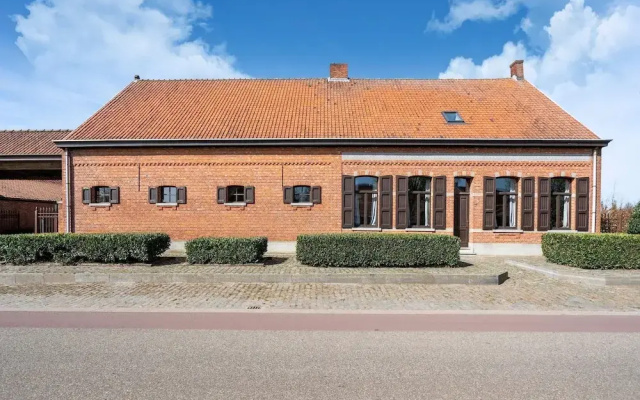hotelImage