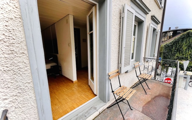 Newly Furnished Beautiful old Building Apartment in the Center With Apple TV O1 – Balcony – St. Gallen
