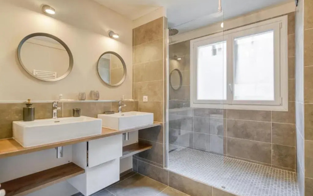 Le Gambetta - T3 Standing avec Parking, Wifi, Netflix