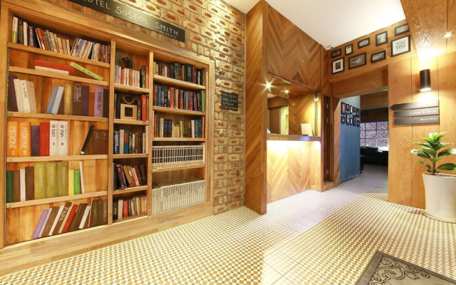 Suwon City Hall Stn Soseol Smith Hotel