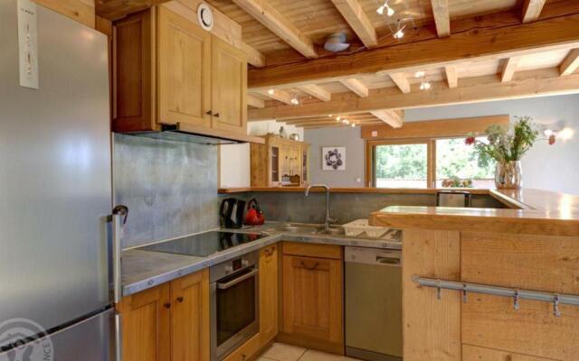 Gîte Croizet-sur-Gand, 7 pièces, 12 personnes - FR-1-496-25