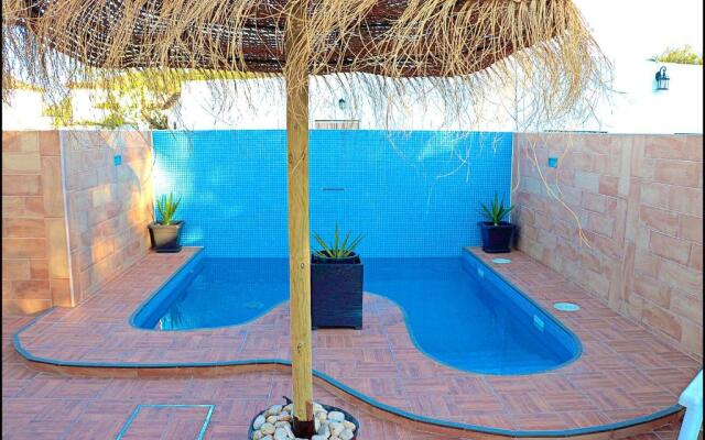 Chalet 2 dormitorios con piscina privada