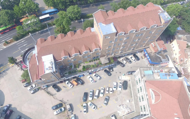 Hanting Hotel Qingdao Badaguan Taipingjiao Park Metro Station