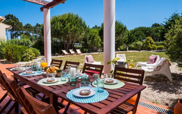 Sintra Surf Family Villa