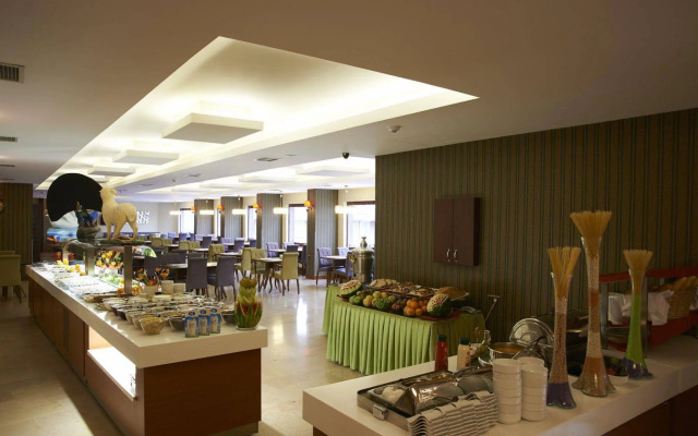 Saffron Hotel