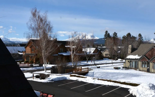 The Three Sisters Walk to Downtown Sisters