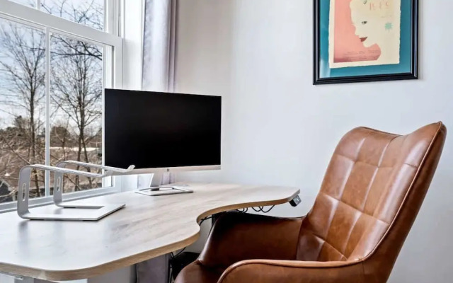 Games, Gym Equipment, Projector, Family Focused