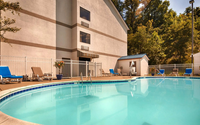 Best Western River Cities