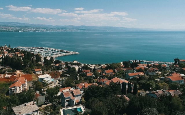 New Luxury Apartments