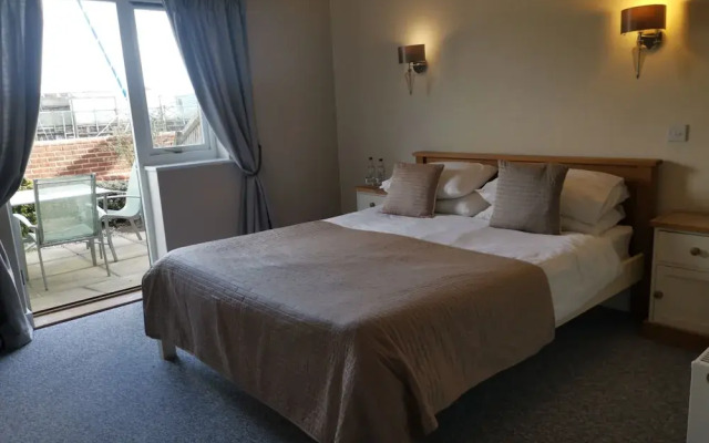 River Haven Hotel